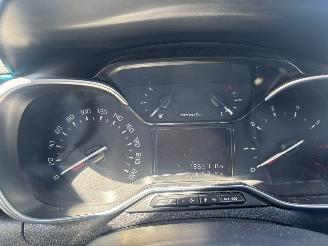 Citroën C3 1.2 PureTech Feel Motorschade picture 8