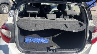 Hyundai I-10 1.0i blue comfort smart 5p 49kW picture 12