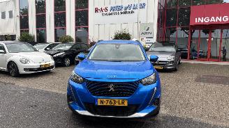 Vaurioauto  passenger cars Peugeot 2008 E ALLURE PACK 2021/11
