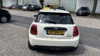 Mini Cooper 1.5 COOPER BUSINESS picture 5