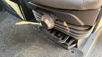 Iveco Daily 3.0 TD 35S21V 3520L H2 AUTOMAAT picture 15