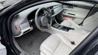 Jaguar XF 2.0D PORTFOLIO picture 9