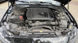 Jaguar XF 2.0D PORTFOLIO picture 17