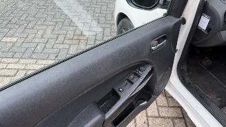 Mazda 2 1.3 SILVER EDITION picture 12