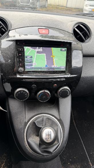 Mazda 2 1.3 SILVER EDITION picture 13