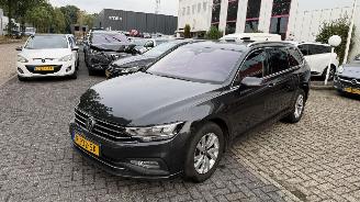 Volkswagen Passat VARIANT BUSINESS 1.5 110KW. picture 2