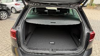 Volkswagen Passat VARIANT BUSINESS 1.5 110KW. picture 12