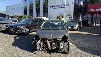 krockskadad bil auto Fiat 500 1.2 EASY 2012/11