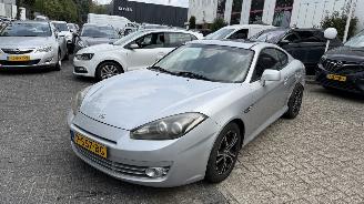 Hyundai Coupé 2.0 DYNAMIC picture 2