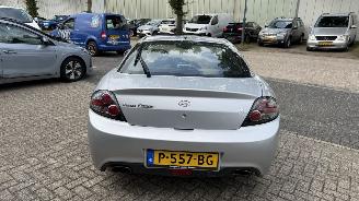 Hyundai Coupé 2.0 DYNAMIC picture 5