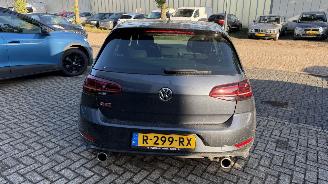 Volkswagen Golf 2.0 TSI GTI Performance picture 5
