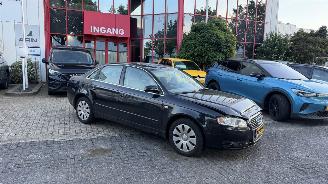 Coche accidentado Audi A4 2.0 PRO LINE 2005/10