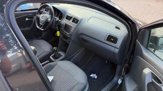  Volkswagen Polo Polo V (6R), Hatchback, 2009 / 2017 1.0 12V BlueMotion Technology 2014/8