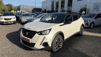 Peugeot 2008 1.2 PURETECH GT-LINE picture 2