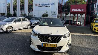 Avarii autoturisme Peugeot 2008 1.2 PURETECH GT-LINE 2020/5