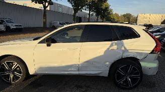 Volvo Xc-60 2.0 T5 INSCRIPTION R picture 3