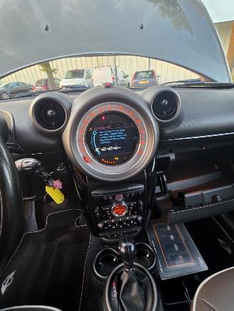 Mini Cooper COUNTRYMAN Motorschade picture 11