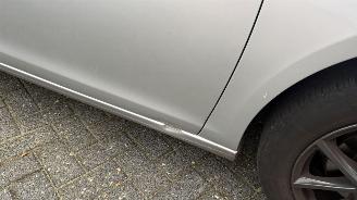Peugeot 308 1.2 E-THP BLUE LEASE picture 10