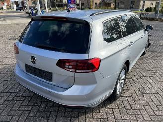 Volkswagen Passat Variant 2.0 TDi-110 kw DSG automaat picture 15