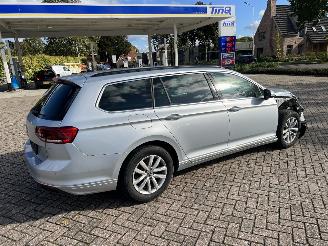 Volkswagen Passat Variant 2.0 TDi-110 kw DSG automaat picture 13