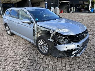 Volkswagen Passat Variant 2.0 TDi-110 kw DSG automaat picture 8