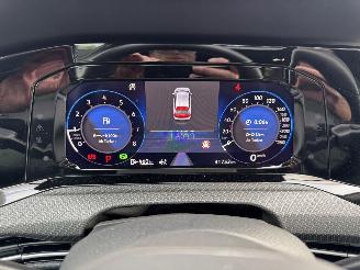 Volkswagen Golf 8 Variant 1.5 TSI DSG R-Line picture 35