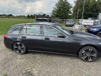 Mercedes C-klasse 300 e Plug-in Hybride T-Model picture 15