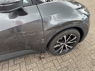 Toyota C-HR 1.8 - 72 Kw  Hybride Team Deutschland picture 25