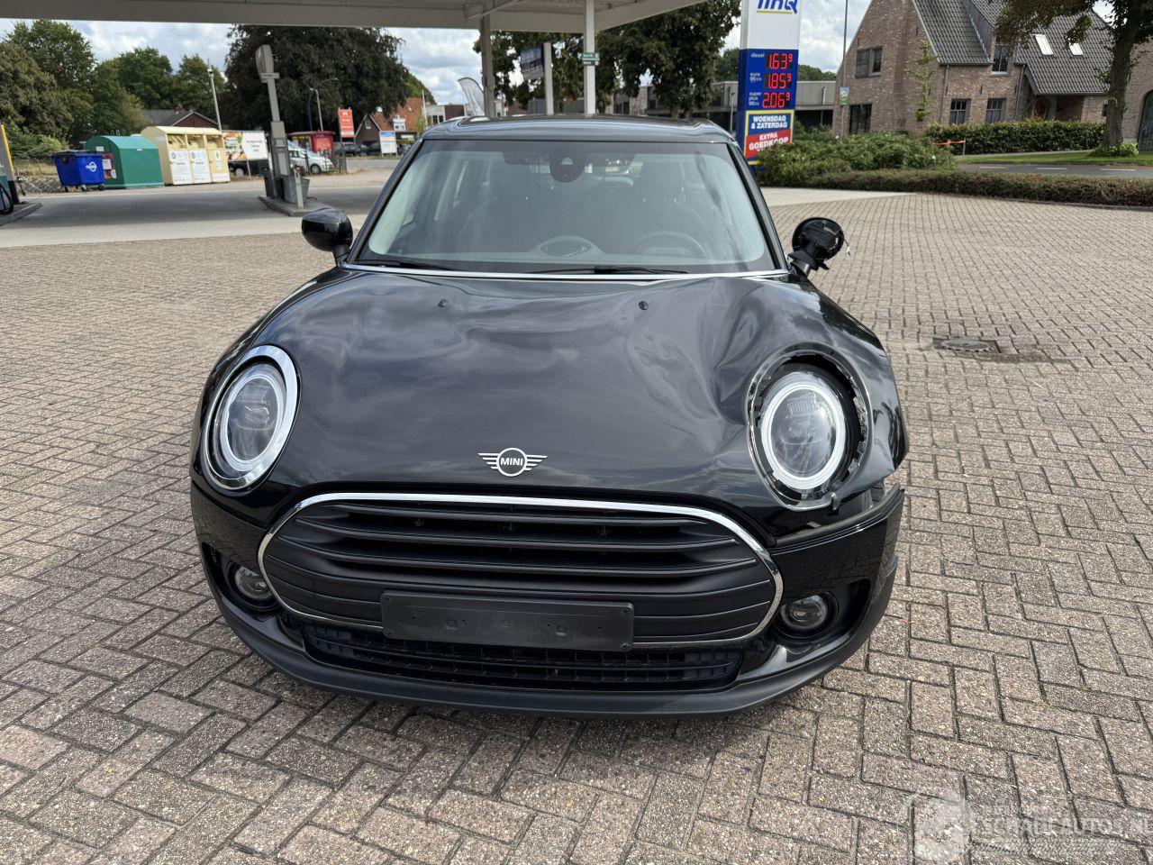Mini Clubman Cooper 1.5 -100 Kw Automaat