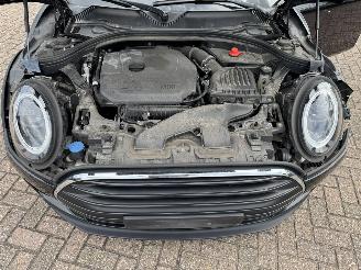 Mini Clubman Cooper 1.5 -100 Kw Automaat picture 20