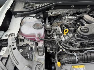 Volkswagen T-Roc 1.5 TSi -110 Kw DSG  R-Line picture 25