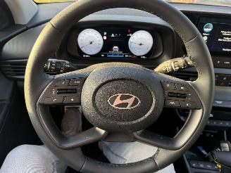 Hyundai Bayon 1.0 - 74 Kw Automaat picture 25