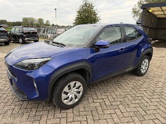krockskadad bil auto Toyota Yaris Cross 1.5-68 Kw Hybride automaat 2023/8