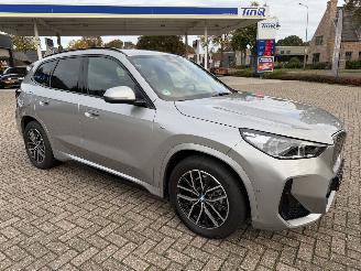 Schadeauto BMW iX1 2.0 E-Drive M-Sport 2025/5