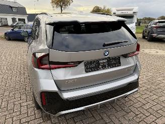 BMW iX1 2.0 E-Drive M-Sport picture 15