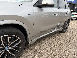 BMW iX1 2.0 E-Drive M-Sport picture 22