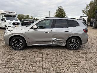 BMW iX1 2.0 E-Drive M-Sport picture 10
