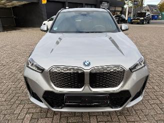 BMW iX1 2.0 E-Drive M-Sport picture 5