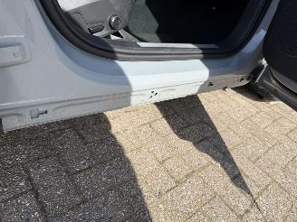 Volvo V-60 T6  Plug-in AWD picture 18