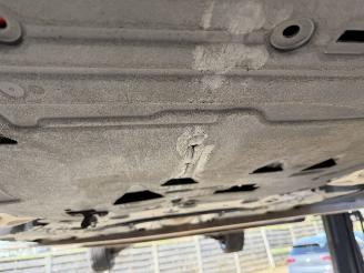 Volvo V-60 T6  Plug-in AWD picture 24