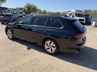 Volkswagen Golf Variant 1.5 eTSi 110 Kw  DSG Style picture 18