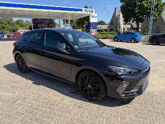 uszkodzony samochody osobowe Cupra Leon VZ 130 Kw E-hybride 2025/2