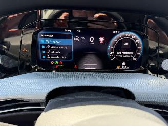 Volkswagen Golf 1.5. eTSI. 110 Kw DSG. Goal picture 33