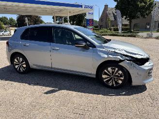 Volkswagen Golf 1.5. eTSI. 110 Kw DSG. Goal picture 11