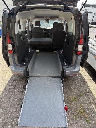 Volkswagen Caddy maxi 1.5 TSi 85 Kw DSG Maxi Rolstoel-uitvoering picture 29