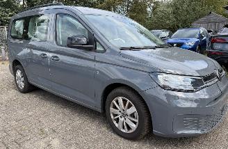Coche accidentado Volkswagen Caddy maxi 1.5 TSi 85 Kw DSG Maxi Rolstoel-uitvoering 2025/4