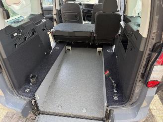 Volkswagen Caddy maxi 1.5 TSi 85 Kw DSG Maxi Rolstoel-uitvoering picture 28