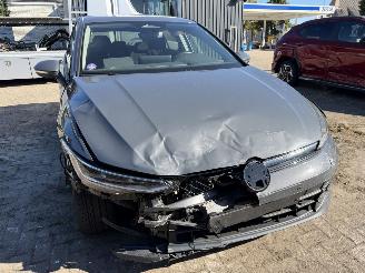 Volkswagen Golf 1.5 E-Hybride picture 5