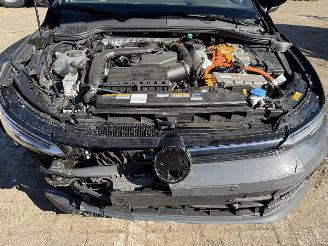 Volkswagen Golf 1.5 E-Hybride picture 19