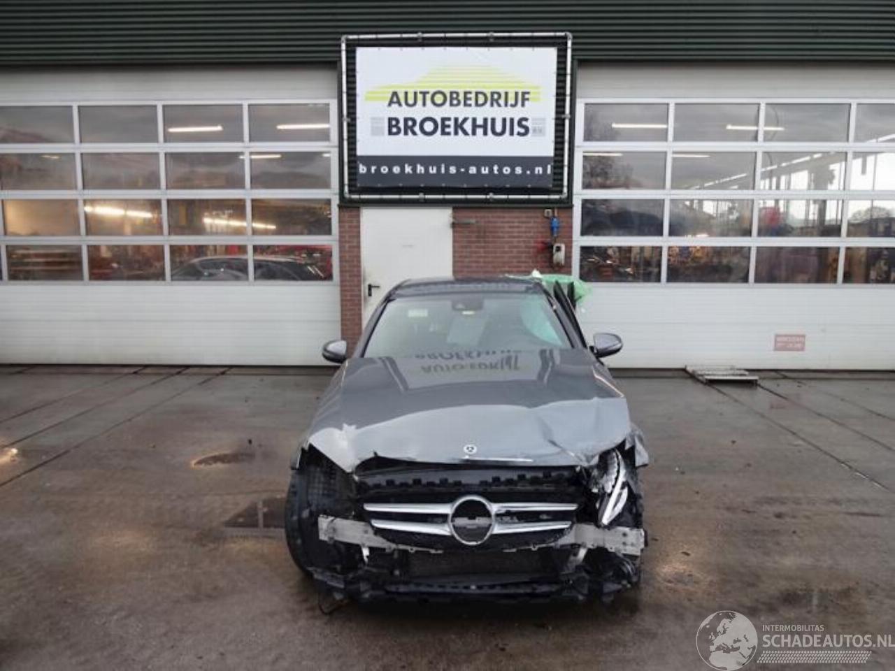 Mercedes C-klasse C (W205), Sedan, 2013 / 2021 C-220 2.2 CDI BlueTEC, C-220 d 16V